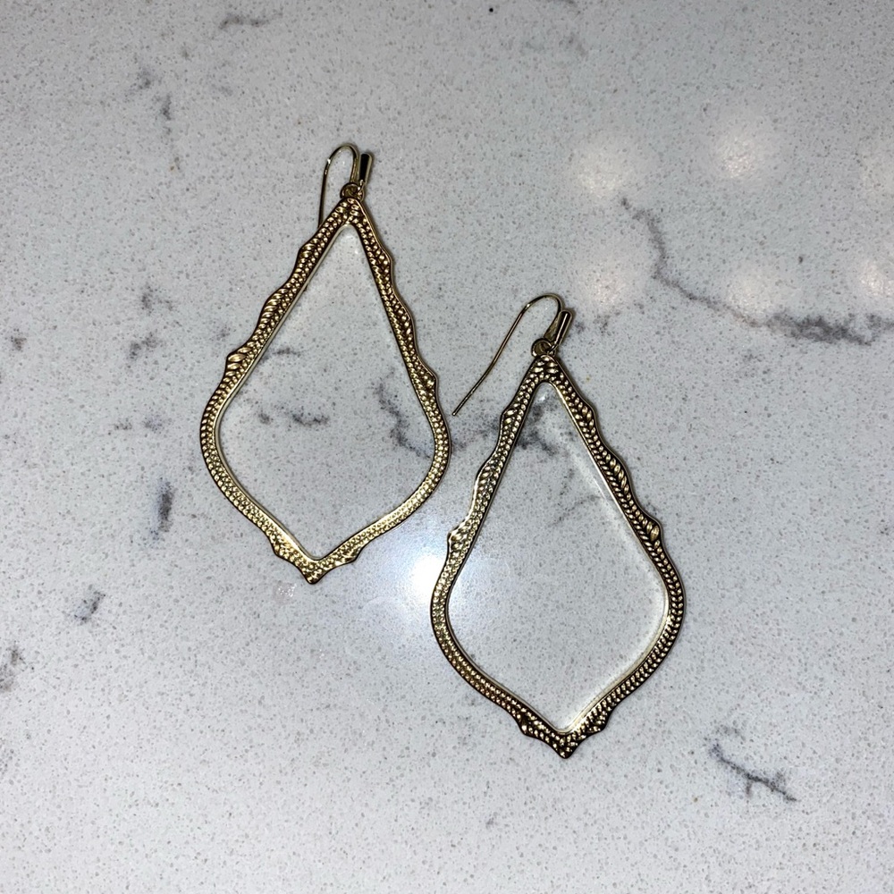 Kendra Scott Sophee Drop Earrings in Gold